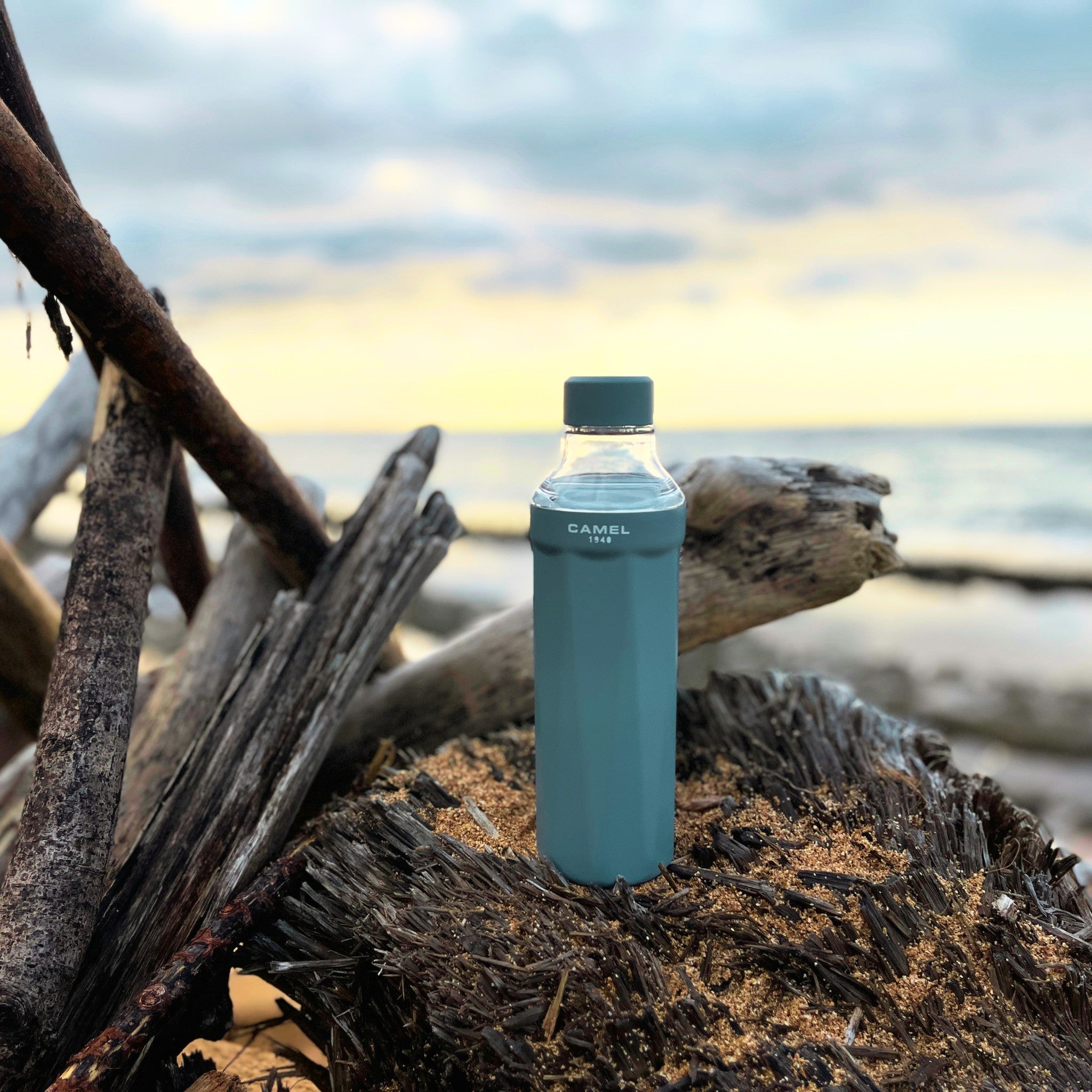 FLOW53｜内側セラミックコーティング 真空断熱ボトル 530ml｜CAMEL